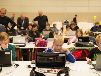 Bei CoderDojo lernen Kinder spielerisch programmieren